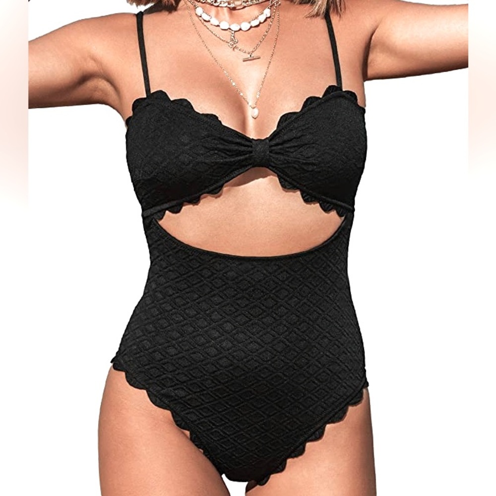 CUPSHE high waist One Piece Swimsuit Sexy Black Cutout Scallop Trim sz large NWT